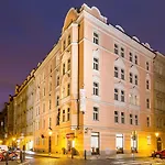 Ξενοδοχείο Caruso Old Town 4*