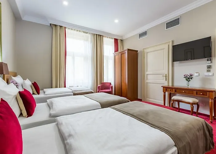 Hotel Caruso Old Town 4*