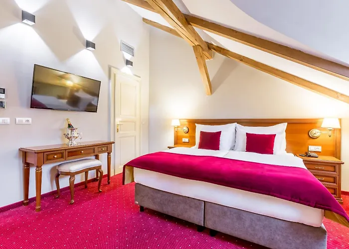 Caruso Old Town Hotel 4*