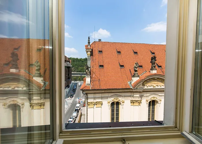 Hotel Caruso Old Town 4*