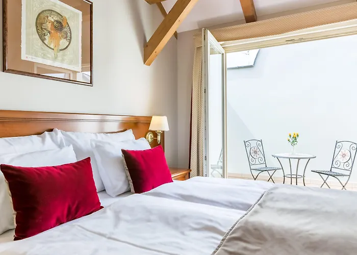 Caruso Old Town 4*