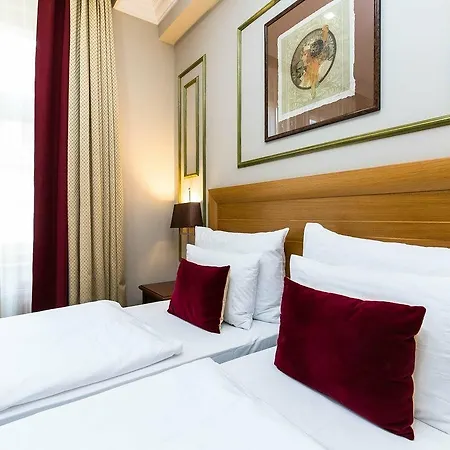 Hotel Caruso Old Town