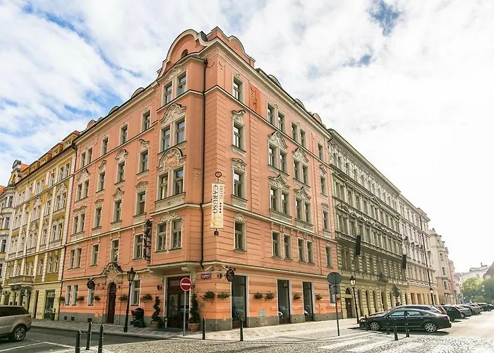 Hotel Caruso Old Town 4*