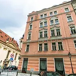 Caruso Old Town 4* Praha