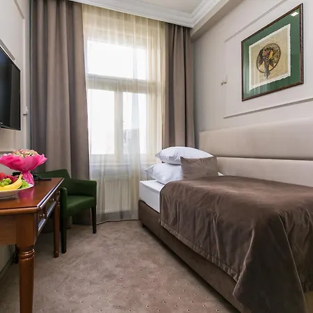 Caruso Old Town 4* Prague