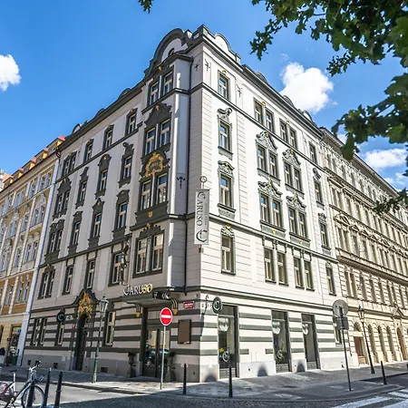 Hotel Caruso Old Town 4*