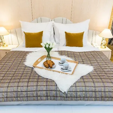 Caruso Old Town 4* Prága