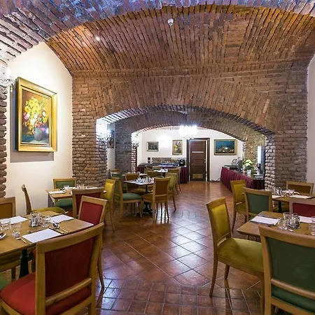 Caruso Old Town 호텔