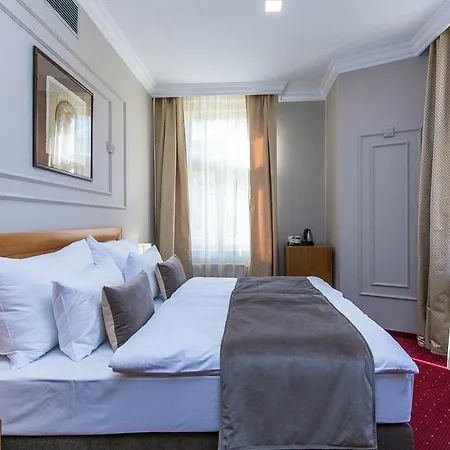 Caruso Old Town פראג